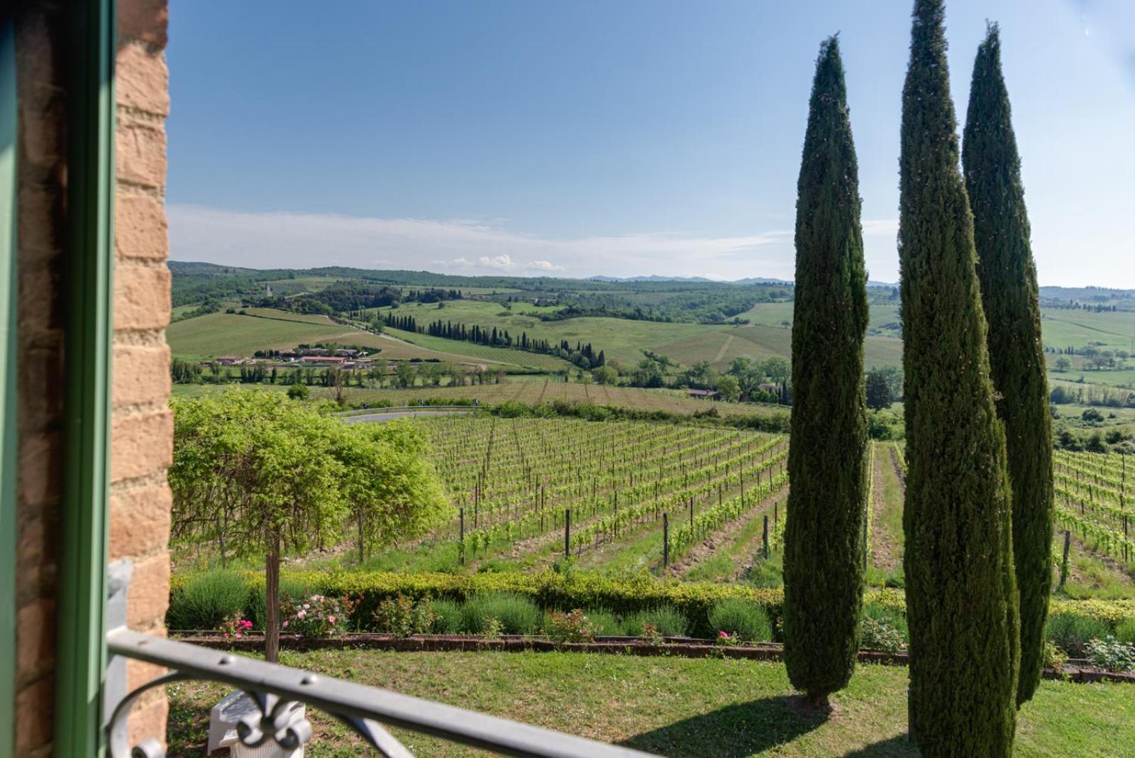 Villa Il Castagno Wine & Resort Siena Eksteriør billede