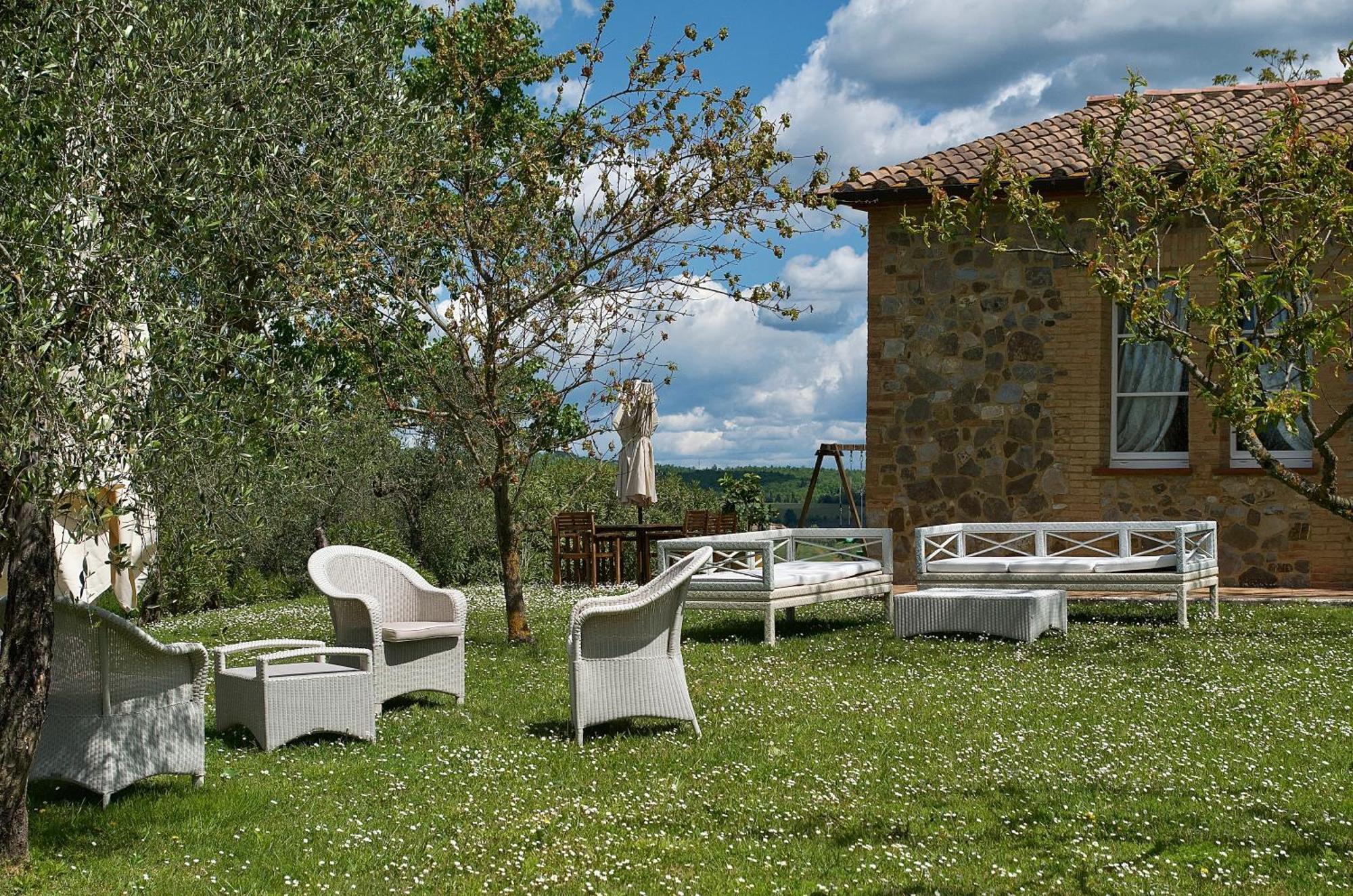 Villa Il Castagno Wine & Resort Siena Eksteriør billede