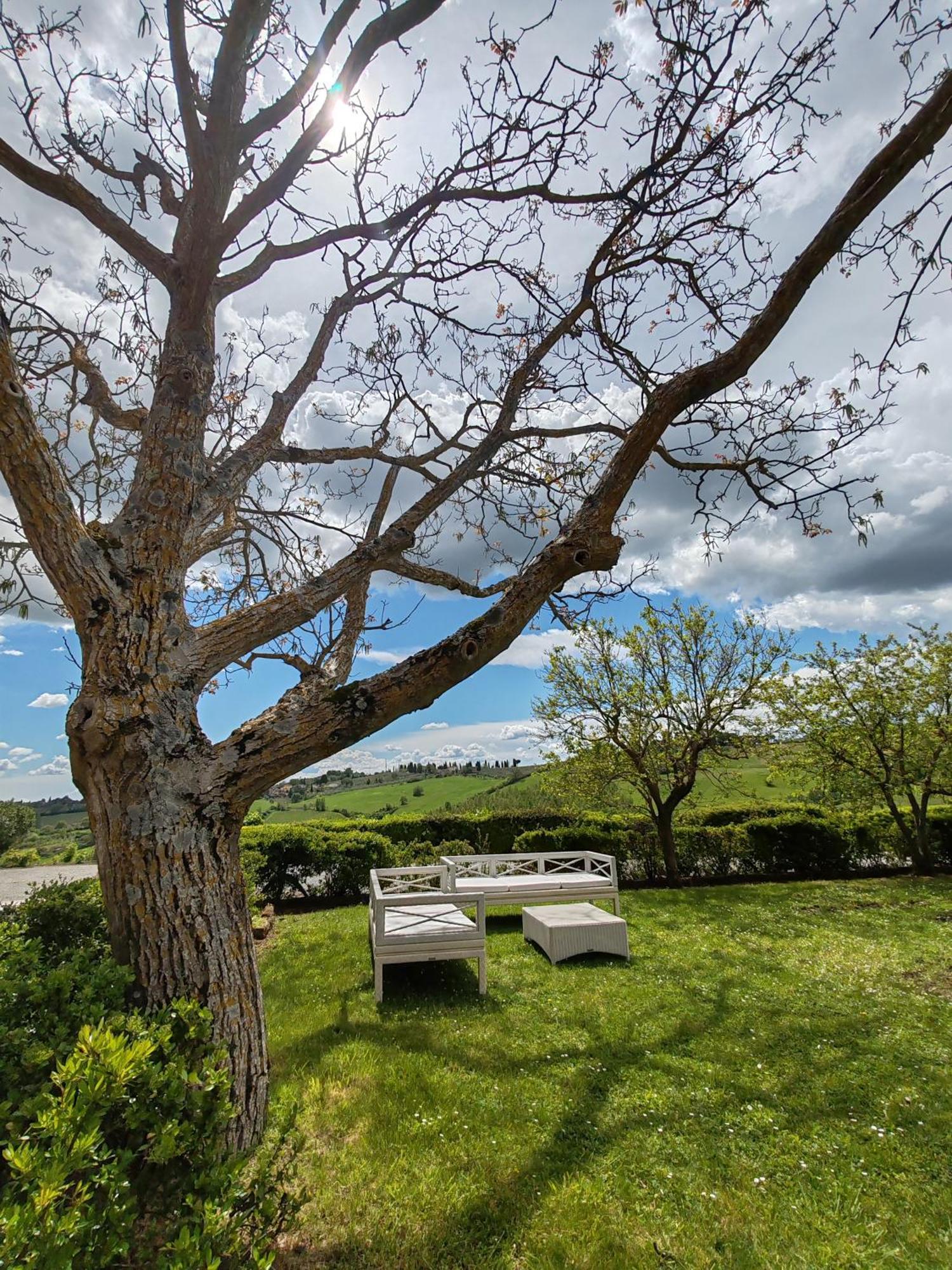 Villa Il Castagno Wine & Resort Siena Eksteriør billede
