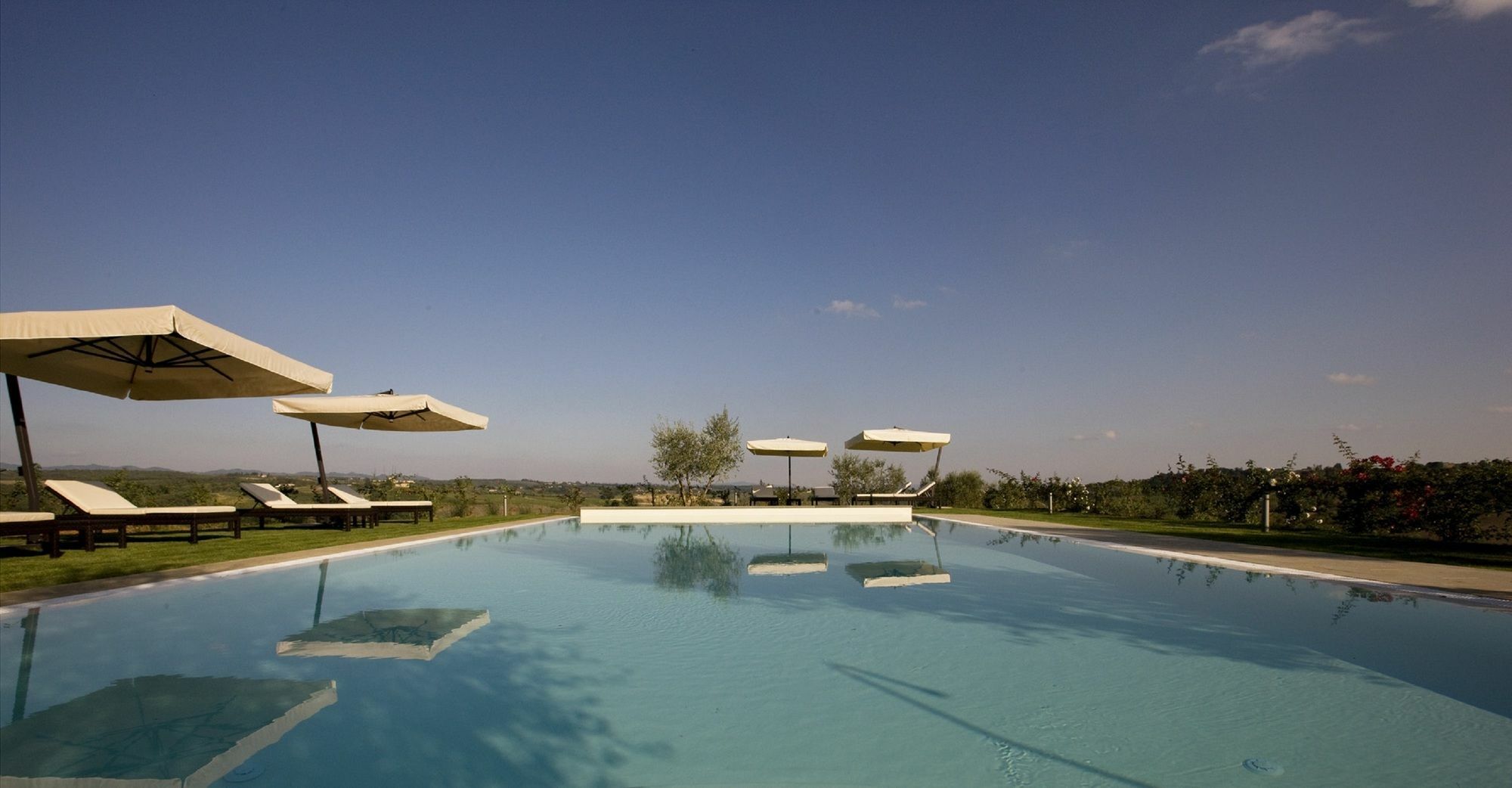 Villa Il Castagno Wine & Resort Siena Eksteriør billede